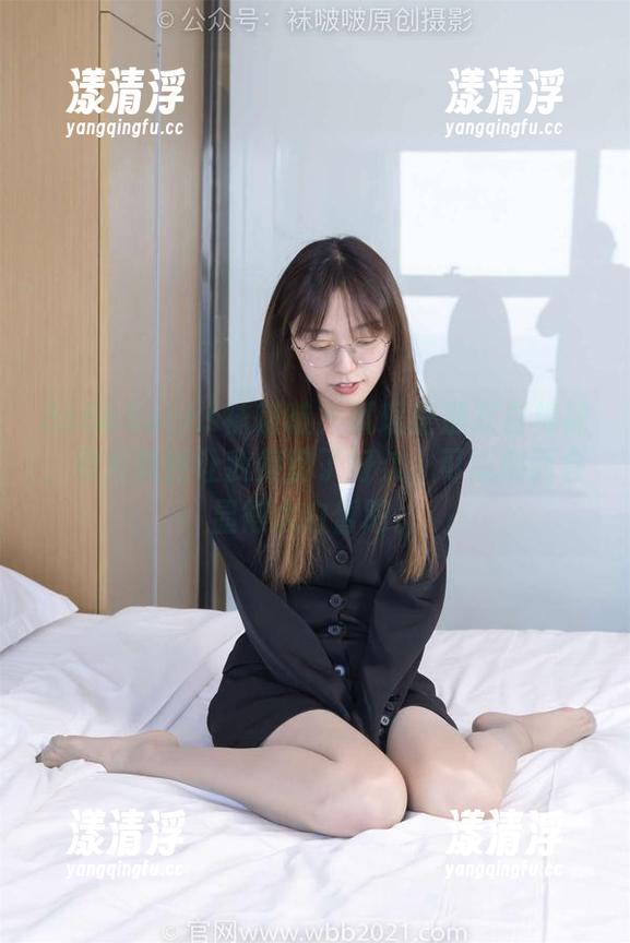 BoBoSocks袜啵啵-瑶瑶 BoBoSocks袜啵啵 - 就瑶瑶那双白棉袜,照片竟然让我停留了好久,可能侧面会显得太白皙吧。