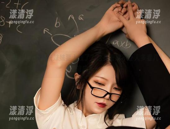 Leah梓未 哟,Leah梓未妹妹要上线了?这美图能不让人多看几遍吗?