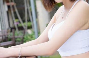 MiStar魅妍社 – 福利太给力，小热巴的制服图集，一不小心就看呆了。