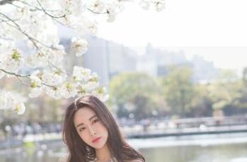 MiStar魅妍社 – 穆菲菲的私房皮衣原图，太会撩了让我咋舌