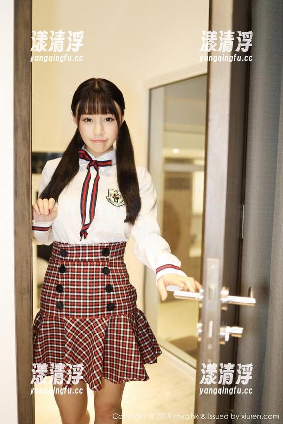 MyGirl美媛馆-许诺sabrina MyGirl美媛馆 - 许诺sabrina的红裙套图,下载吧,别犹豫,反正过年也不会发福...对吧?