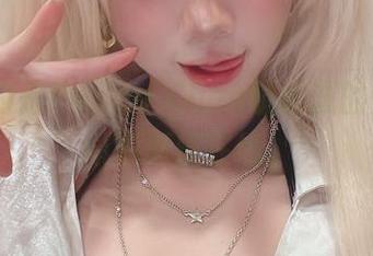 JK大约是Poppa Chan最坦诚的呈现，原图颜值在线。