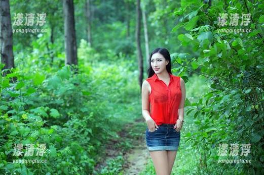 TuiGirl推女郎 - 艾栗栗的镂空脉动，作品和分享都在同一频率