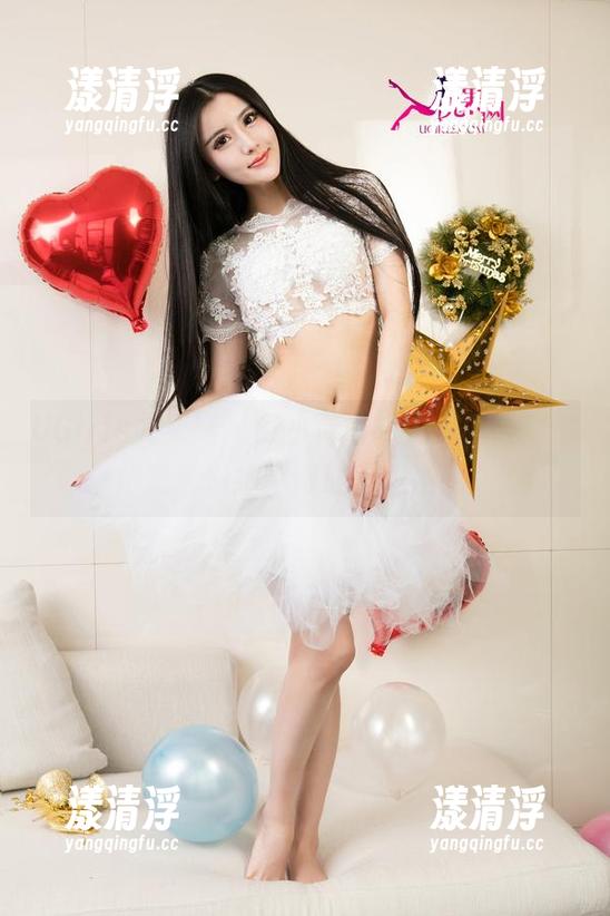 UGirls尤果网-艾小青 UGirls尤果网 - 艾小青的裸足美图合集,脚趾感情细腻得让我想发愁。