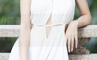 XIAOYU语画界 – 说好的秘书写真,李丽莎反而让我想开一家咖啡厅呢!