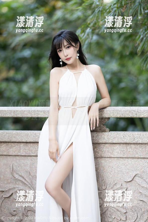XIAOYU语画界-李丽莎 XIAOYU语画界 - 说好的秘书写真,李丽莎反而让我想开一家咖啡厅呢!