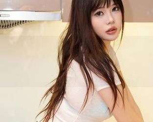 Xiuren秀人网 – 裸足女神Carol周妍希，免费美图让你心动不停！