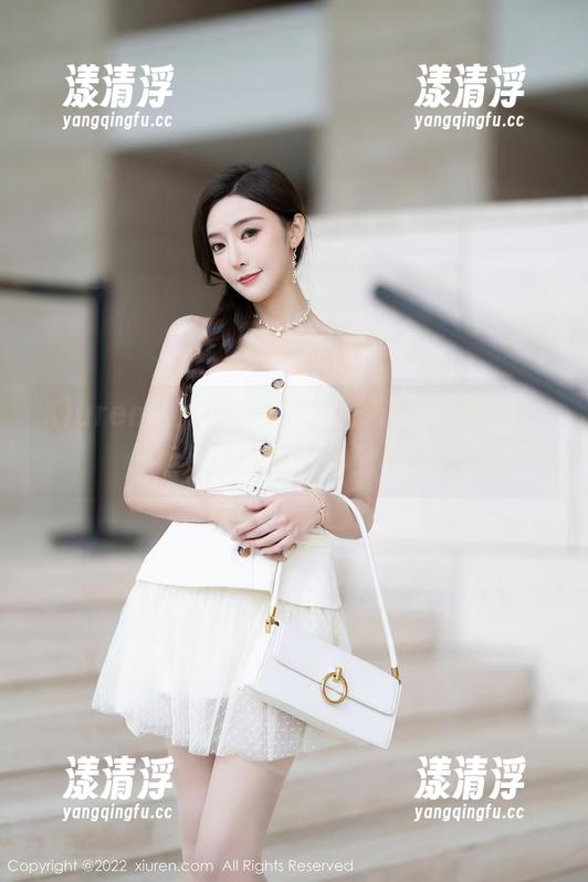 Xiuren秀人网-周媛媛 Xiuren秀人网 - 周媛媛探讨:图集中,裸足让气氛微妙到不行