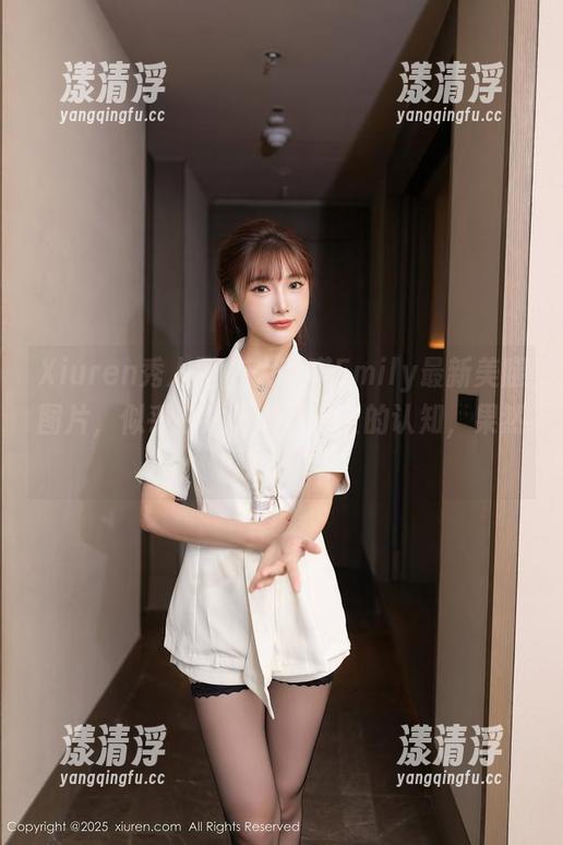 Xiuren秀人网-大琪琪Emily Xiuren秀人网 - 大琪琪Emily最新美腿图片,似乎在挑战我对腿长的认知,果然是太牛了!