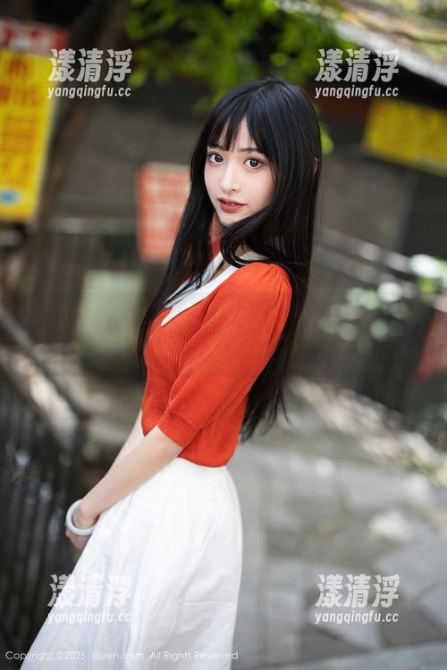 Xiuren秀人网-小热巴 Xiuren秀人网 - 小热巴的在线女仆,美图来泡茶啦~