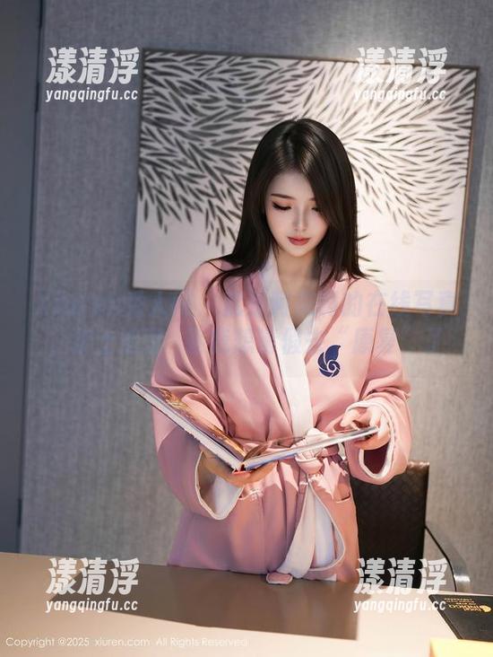 Xiuren秀人网-就是阿朱啊 Xiuren秀人网 - 就是阿朱啊的在线写真,护士造型→害我想请假去“康复”了