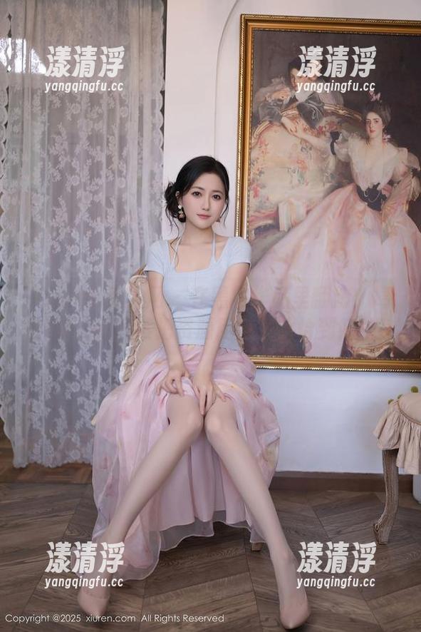 Xiuren秀人网 - 在黑色作品里翻滚：葛征Model竟然把资源用得如此恰到好处！