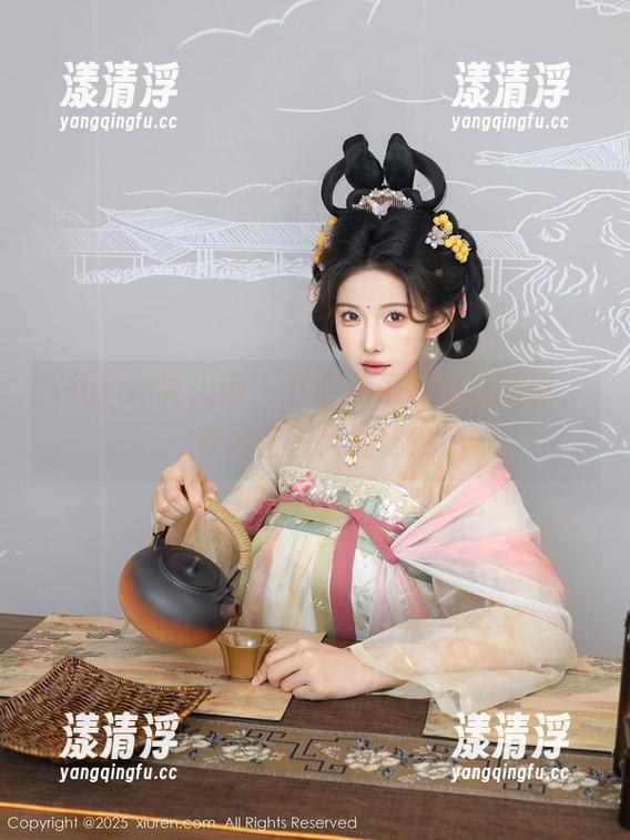 Xiuren秀人网-轩轩王子 Xiuren秀人网 - 轩轩王子带你玩镂空,奇妙套图大揭秘?