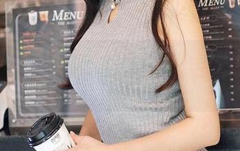 YouMi尤蜜荟 – 全套连体衣上身,苏小曼的帅气与优雅让你嗷嗷叫!