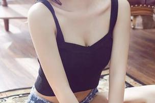 YouWu尤物馆 – 旗袍君请注意!悦儿Yuky全套照你必得下载,不然会后悔!