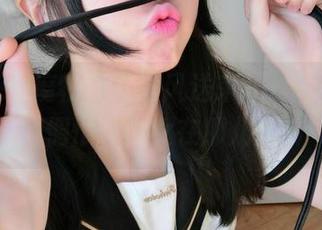 nagisa魔物喵,海风送来一片cos原图的惆怅,少女在那儿打转