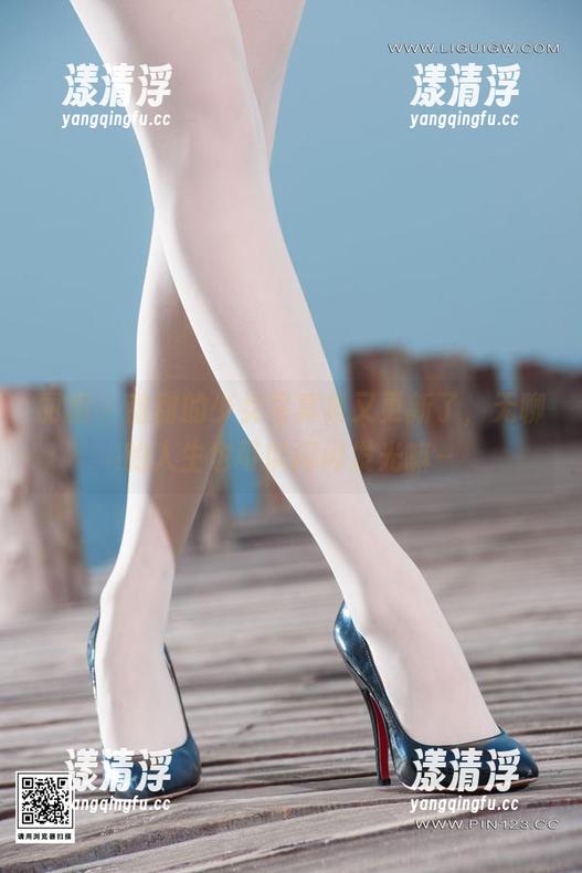 丽柜-甜甜 丽柜 - 甜甜的少女写真集又更新了,无聊的人生也可以闪闪发光嘛~