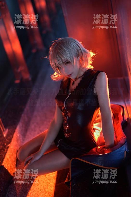 水手服又来了，九曲Jean的套图更新到嘴边想说点啥，但真说不出来