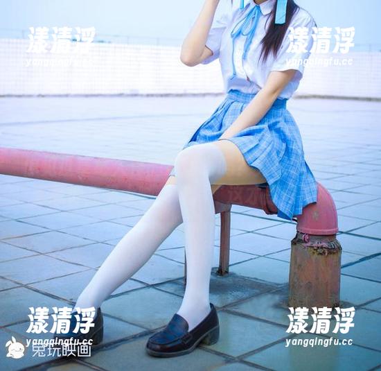 兔玩映画 你见过草莓入侵的洛丽塔吗?兔玩映画的分享惹得我想大喊一句,“这才是真甜!”
