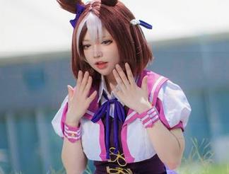 说是六二二同学w的写真，其实偏偏是她的姐姐引人注意