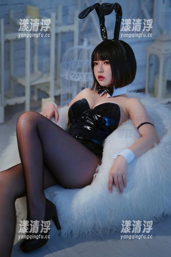 半半子 半半子的最新图片。我只想默默地感叹:谁能不被“劳拉·克劳馥”俘获呢?