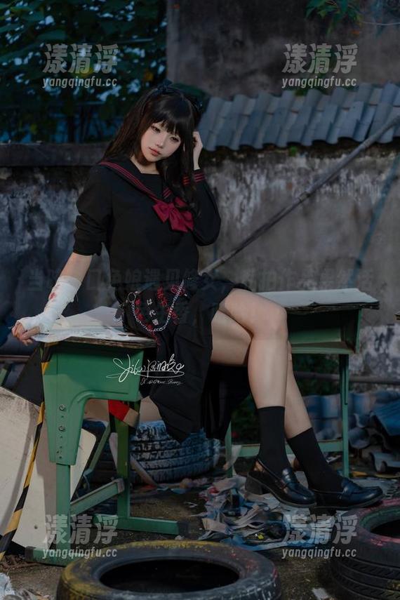咬一口兔娘 当咬一口兔娘遇见修女,私拍作品果然活色生香,哈哈!