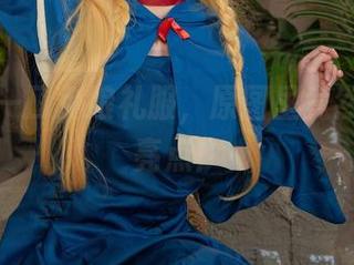 又见咬一口兔娘礼服,原图里竟然有些小亮点!