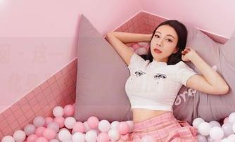 嗲囡囡 – 这一陈美图让Misty萌晰的夏天化身为令人向往的度假胜地!