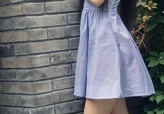 头条女神 – 谁能拒绝,火儿倾情奉献的御姐图包,统统免费试试看!