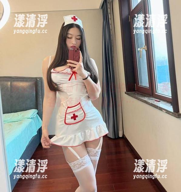 宝儿茹171 微密圈 - 宝儿茹171的粉色豹纹图包,莫名被这种大胆吸引了…
