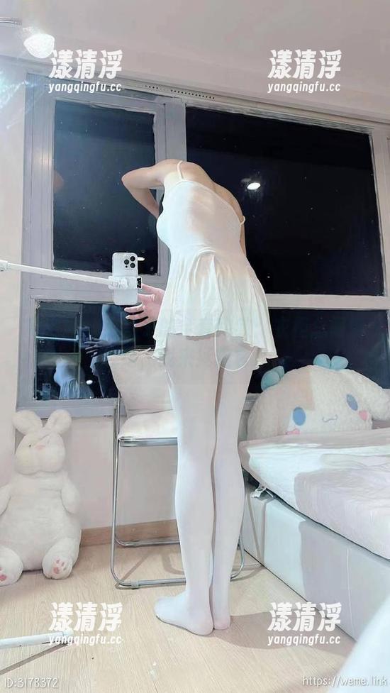 小萌子 微密圈 - 小萌子的全套豹纹:衣柜总闹情绪,我来拯救它!