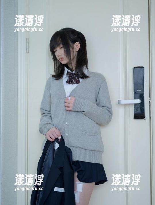 少女秩序-鹿可 少女秩序 - 鹿可的皮衣效应:这张无圣光的美图,值得你追上一段紧张关系!