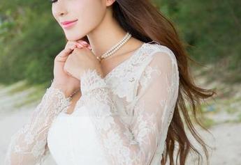 推女神 – 在教室里找到谭晓彤，咋的，高清原图也是夺命惊艳？