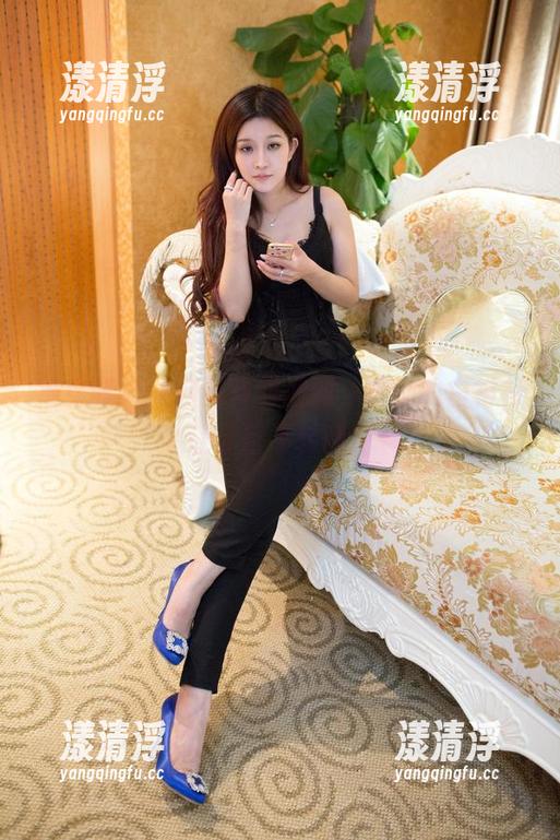 推女郎-曾水 推女郎 - 免费写真时间到,曾水的白衬衫让你目不转睛!