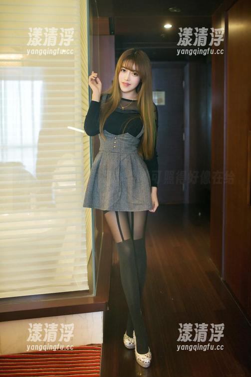 推女郎-黄可 推女郎 - 温柔写真集:黄可照得好像在给我发糖。