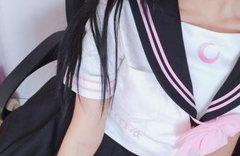 摇摇乐yoyo的女友形象——原图没加项，生活就是这样！
