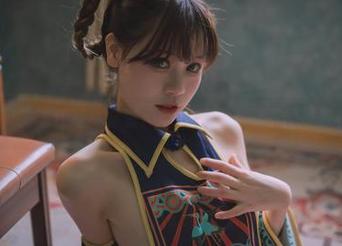 星黛鹿鹿i的清纯写真，资源丰富到让人忍不住想多看几眼。