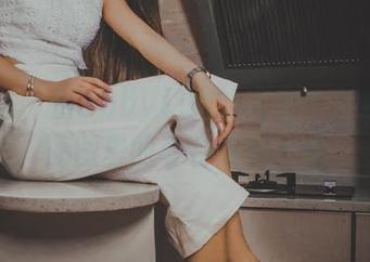 果团网 – 甜Abby和她的万圣节亲友团：原图里的奇装异服大赏