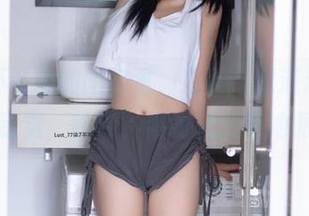 柒柒不可爱的图包里,有种“遭遇海盗”的错觉,哈哈,但我宁愿被她抓住