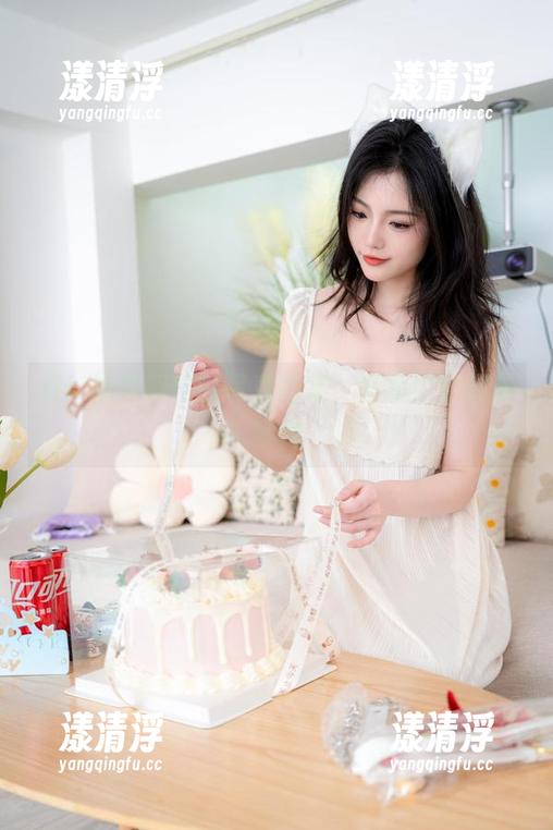 桃良阿宅 看!桃良阿宅的写真图集,危机中的轻松步伐