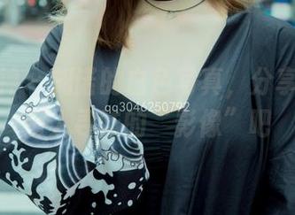 梦丝女神 – 刘诺的白色写真,分享一下这耐人寻味的“影像”吧