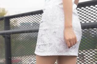 梦丝女神 – 没想到秘书也可以这样出众，苏柔的美图一下载，就能转发给朋友们哈哈。