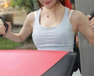 模范学院 – 梦梵制服少女写真再创新高,忽然就想穿上跑一圈!大家都来试试?