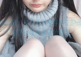 穹妹的写真，才不止是樱井宁宁的图册，更像是一场潜意识的旅行。