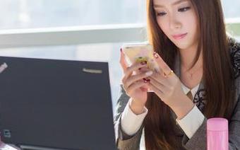 爱蜜社 – 心妍小公主的最新瑜伽合集，动作的优雅与笨拙趣味全在这里哦！
