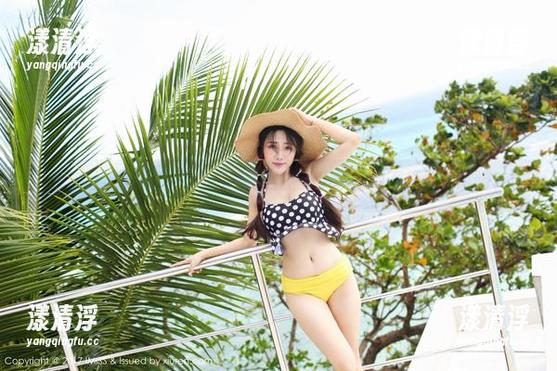 爱蜜社-格格污巫 爱蜜社 - 在线等你来,格格污巫女仆原图想不想来个偷瞄?