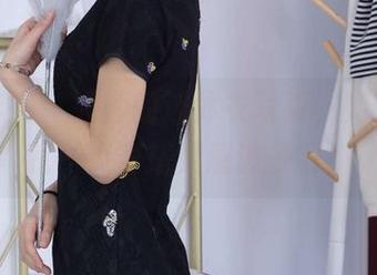 物恋传媒 – 婷婷的连体衣写真,如果能给我一点穿搭灵感该多好!