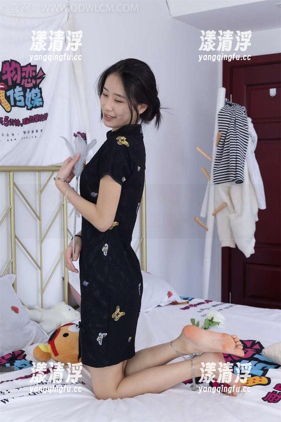 物恋传媒-婷婷 物恋传媒 - 婷婷的连体衣写真,如果能给我一点穿搭灵感该多好!