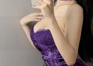 微密圈 – 私房写真中的琳铛铛,蕾丝套装真是无意间让人多看了几眼。