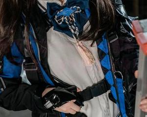 白莉爱吃巧克力——连cos都带着她的特有气质,真不愧是女神!